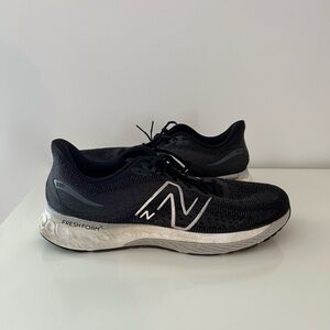 Men’s 14 New Balance 880v12 Fresh Foam Black/White